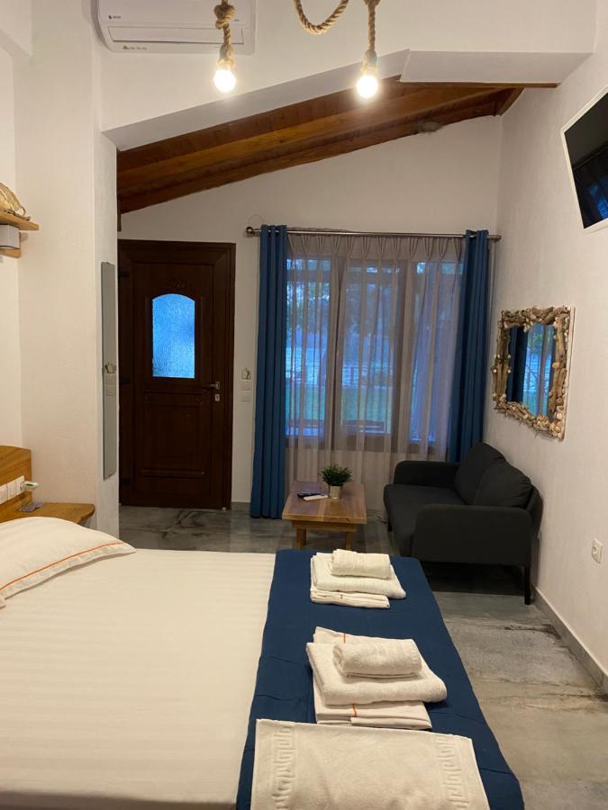 דירות נמל קופוניסיה Pinelopi'S House מראה חיצוני תמונה