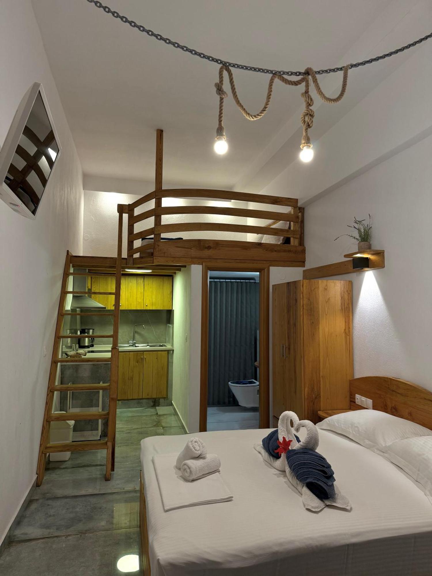דירות נמל קופוניסיה Pinelopi'S House מראה חיצוני תמונה